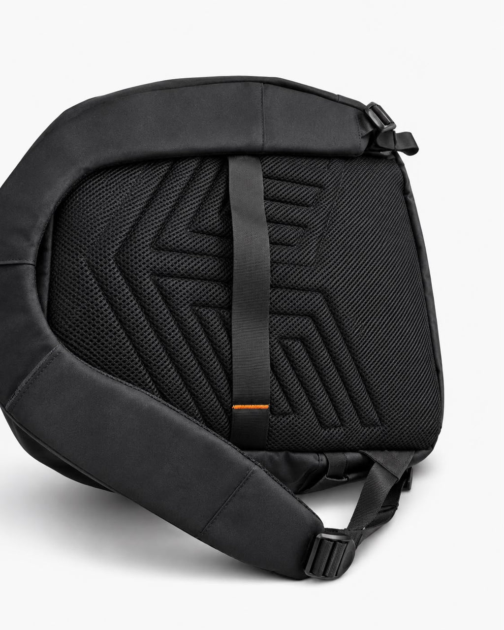 STM Gamechange Travel Backpack 15" – Black 50x35x20cm